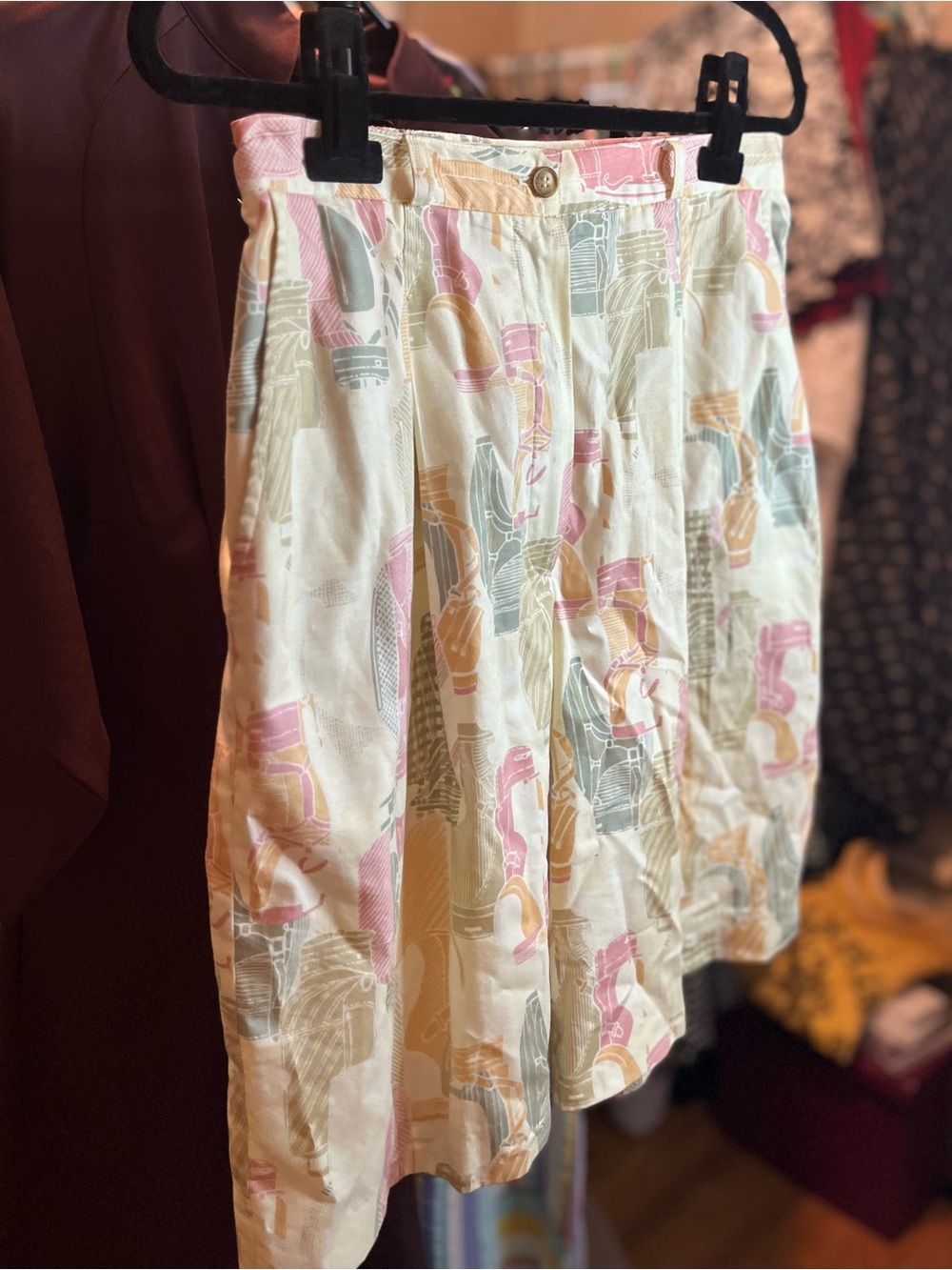 Cream Pleated Shorts with Pink, Green & Tan Print